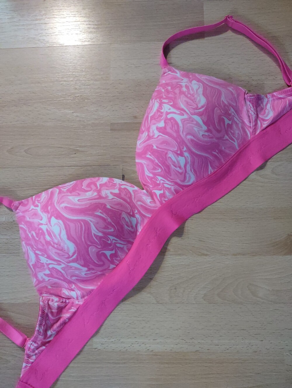 Victoria Secret Pink 34 DD Wireless Pushup Bra Marble Swirl Pattern